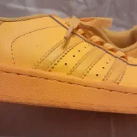 کفش خارجی آدیداس ویتنامی اورجینال . سایز ۳۹|کیف، کفش، کمربند|صفادشت, |دیوار