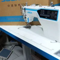 سخنگو فارسی.  درحدآک بند