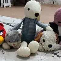 تعدادی اسباب بازی نو ودرحدنو هستند.