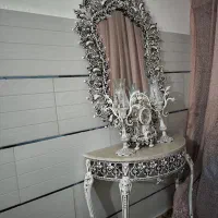 میز تلویزیون ،بوفه،ساعت و آیینه و شمعدان