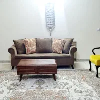 مبل راحتی و نهار خوری