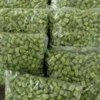 پاک کردن و خرد کردن لوبیا سبز