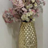 گل وگلدان در حد نو