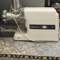 چرخ گوشت اصلی در حد نو