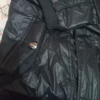 کاپشن مشکی|لباس|پرند, فاز ۱|دیوار