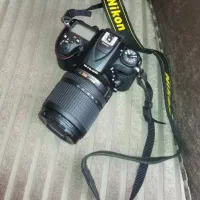 دوربین nikon d7200 با لنز ۱۸-۱۴۰ کلا ۹۰۰ شات خورده