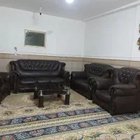 مبل چرم تمیز و کاملا سالم