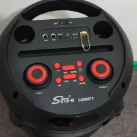 اسپیکر دارای میکروفون بلوتوث تغییر صدا و رقص نور