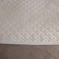 تخت خواب همراه تشک ومیز آرایش وایینه ودوکمد|تخت و سرویس خواب|مرند, |دیوار