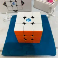 ر‌وبیک گنز مسابقاتی