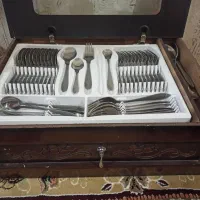 کنسول به همراه سرویس قاشق و چنگال