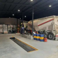 استخدام کارشناس فنی ماشین سنگین برای  تعویض روغنی