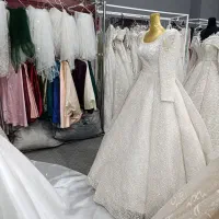 فروش لباس عروس زیر قیمت اجاره|لباس|ازنا, |دیوار