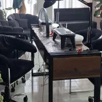 صندلی و میز ناخن اجاره داده میشود
