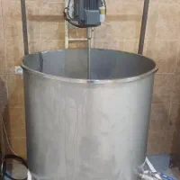 دستگاه کره گیر یا مشک برقی تمام استیل ۵۰۰ لیتری