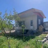 باغچه-در-زواریان