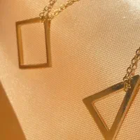 گردنبند هندسی