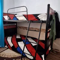 تخت دو طبقه ی نوجوان به همراه تشک سالم|تخت و سرویس خواب|خمین, |دیوار