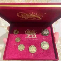 چهار برگ اسکناس و ست جعبه سکه آبطلا خورده|کلکسیون سکه، تمبر، اسکناس|لاهیجان, کوی خزر|دیوار