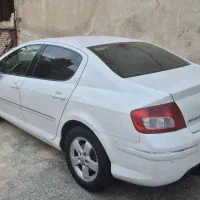 پژو ۴۰۷