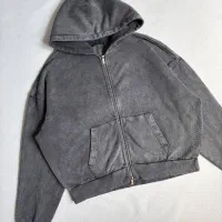سویشرت سنگشور از برند zara