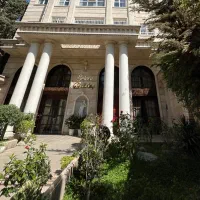 نیاوران ۲۶۵متر ۳خواب فول مشاعات