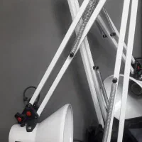 چراغ مطالعه پایه بلند