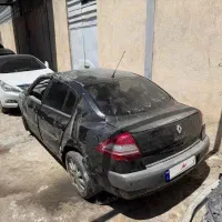 مگان تصادفی اتومات ۲۰۰۰