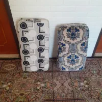 ۱۲عددپشتی آبی وزرد  و۱۰عددپشتی سفید دایره سیاه