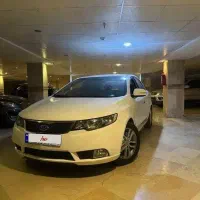 سراتو اپشنال ۲۰۰۰ کم کار بی رنگ