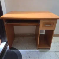 میز تحریر یا میز کامپیوتر