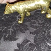 مجسمه شیر برنجی حدودا نیم کیلو 15سانت