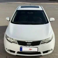 سراتو2012فول اپشنال سفیدصدفی وارداتی استثنایی