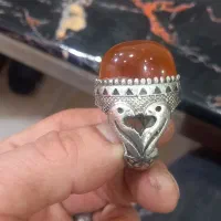انگشتر عقیق یمنی خیلی قدیمی بزرگ و چش گیر