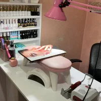 فروش کامل لوازم کاشت ناخن