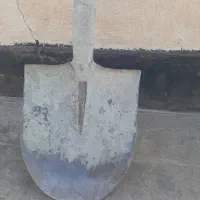 دو عدد بیل بنایی کاملا سالم و محکم و۴ متر پشم شیشه|ابزارآلات|مشهد, هنرستان|دیوار