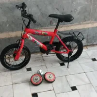 دوچرخه قرمز ۱۲