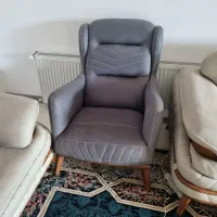 مبل ۸ نفره دو عدد ۳ نفره دو عدد یک نفره