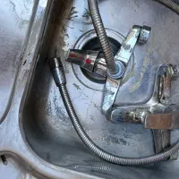 شیرآلات و سینک آشپزخانه و روشویی|مصالح و تجهیزات ساختمان|خمین, |دیوار