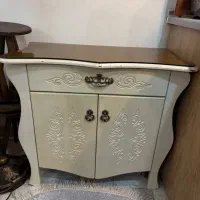 کنسول چوبی مخملی