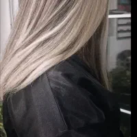 به مدل با موی نچرال  نیاز داریم  (فقط هزینه مواد )