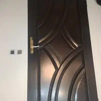 درب ورودی آپارتمان