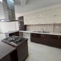 اقبال۹ آپارتمان ۱۰۶متربازسازی شده/مرتب/تخلیه