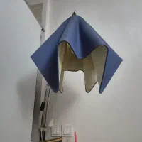 آباژور ایستاده