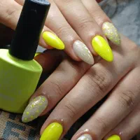 انجام تمامی خدمات کاشت ناخن مژه اصلاح کوتاهی