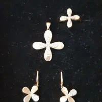 نیم ست طلا و یک ست حلقه ازدواج طلا