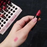 رژهای جامد و مایع جذاب و باکیفیت|آرایشی، بهداشتی، درمانی|شاهین‌شهر, اقبال لاهوری|دیوار