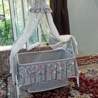 تخت نوزاد