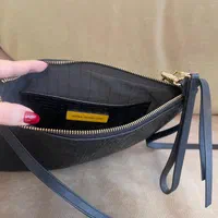 کیف چرم درسا دو حالته دستی کلاچ و رودوشی|کیف، کفش، کمربند|تهران, نیروی هوایی (پیروزی)|دیوار