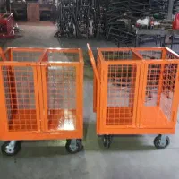 ارابه دستی چهار چرخ